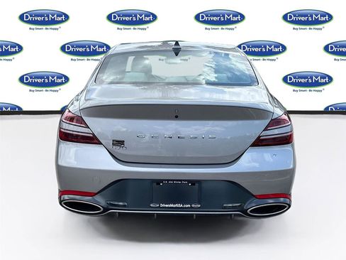 Used 2025 Genesis G70 2.5T RWD image 6