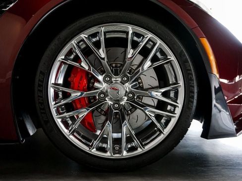Used 2018 Chevrolet Corvette Z06 RWD image 67