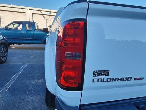 Used 2020 Chevrolet Colorado LT RWD image 8