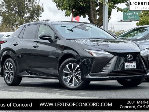 Used 2025 Lexus RZ 300e image 1