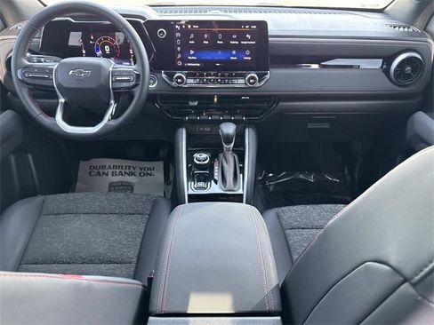 Used 2023 Chevrolet Colorado Z71 w/ Z71 Convenience Package 2 image 16