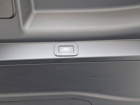 Used 2023 Land Rover Range Rover SE image 29