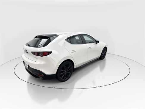 Used 2021 MAZDA MAZDA3 s image 8