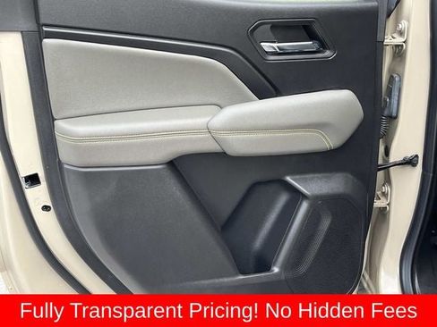 Used 2024 Chevrolet Colorado ZR2 w/ ZR2 Convenience Package III AWD/4WD image 17