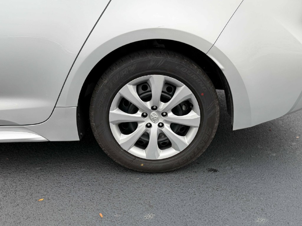 Used 2024 Toyota Corolla LE FWD image 14