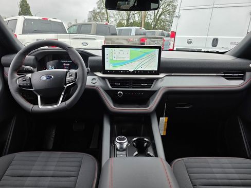 New 2026 Ford Explorer ST-Line w/ ST-Line Street Pack image 12