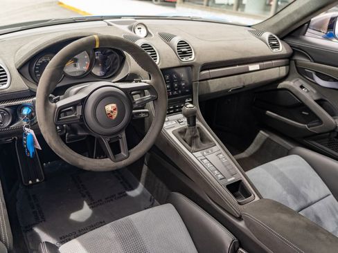 Used 2024 Porsche 718 Cayman GT4 RS w/ Weissach Package RWD image 21