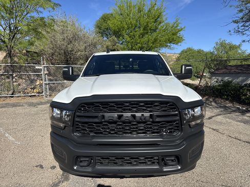 Used 2024 RAM 2500 Tradesman AWD/4WD image 2