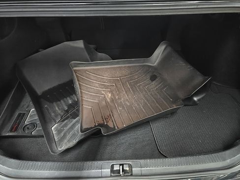 Used 2018 Toyota Camry XSE image 12