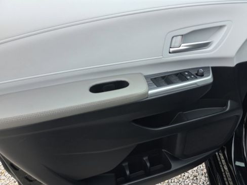 Certified 2025 Toyota Sienna XLE AWD/4WD image 12