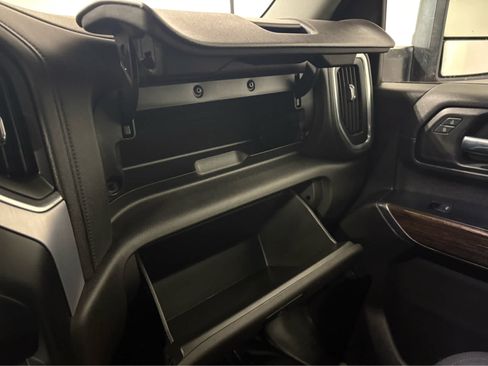Used 2022 GMC Sierra 2500 SLE w/ X31 Off-Road Package AWD/4WD image 24