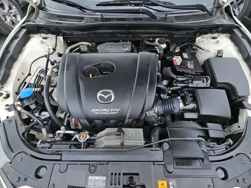 Used 2018 MAZDA MAZDA3 Grand Touring FWD image 10