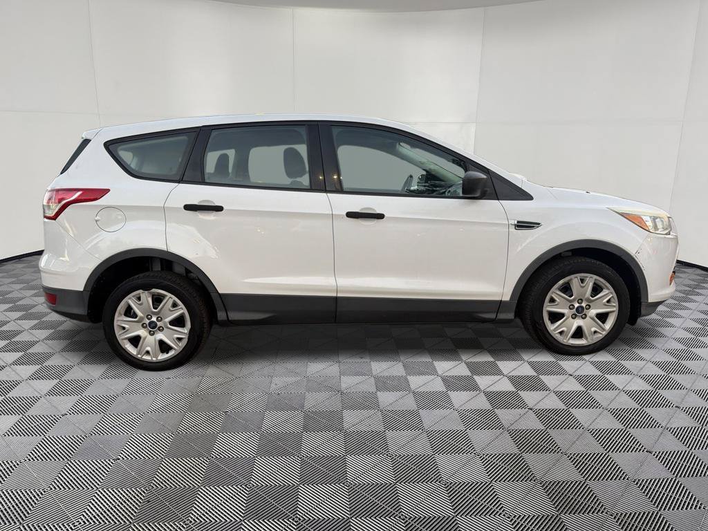 Used 2016 Ford Escape S FWD image 10