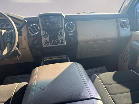 Used 2015 Ford F350 Lariat w/ Lariat Interior Package image 11