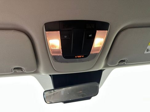 Used 2022 Kia Sorento LX image 24