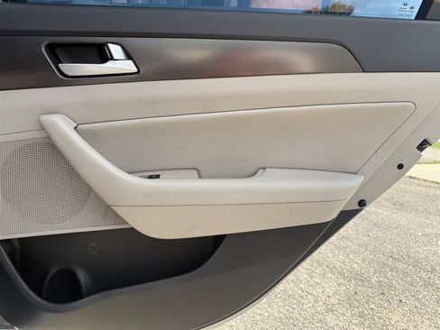Used 2017 Hyundai Sonata Sport FWD image 28