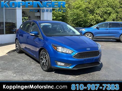 Used 2018 Ford Focus SEL w/ Cold Weather Package FWD image 1