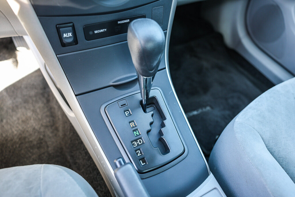Used 2009 Toyota Corolla LE w/ All Weather Guard Pkg FWD image 10