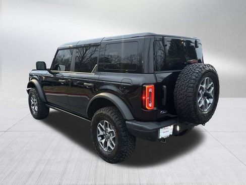 Used 2025 Ford Bronco Badlands image 8