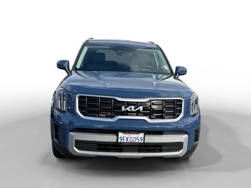 Used 2023 Kia Telluride S image 8