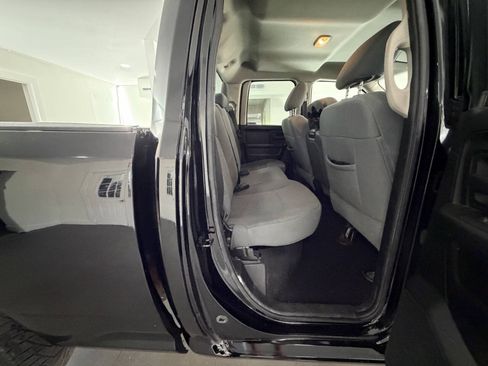 Used 2013 RAM 1500 Express AWD/4WD image 16