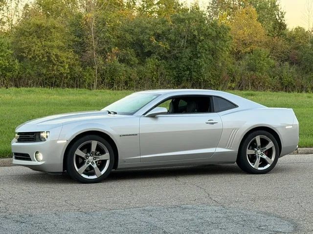 Used 2010 Chevrolet Camaro LT w/ RS Package RWD image 32