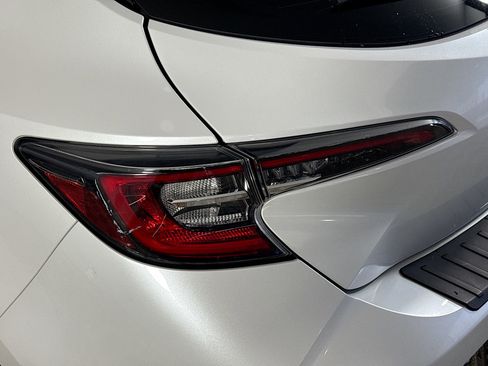 Used 2021 Toyota Corolla SE image 36