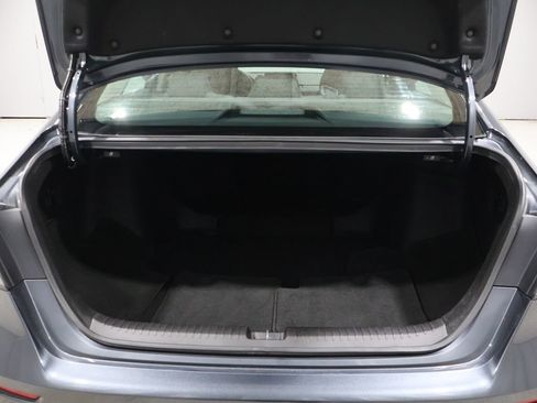 Used 2023 Honda Accord EX image 20