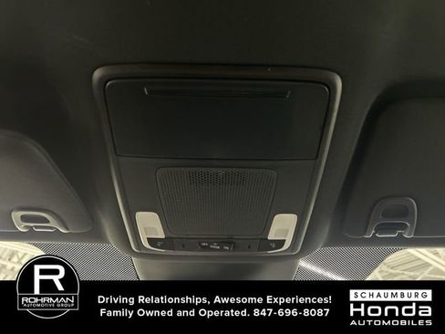 Used 2025 Honda Pilot Sport image 10