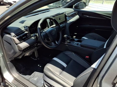 Used 2025 Toyota Camry SE w/ Multimedia Upgrade Package FWD image 15