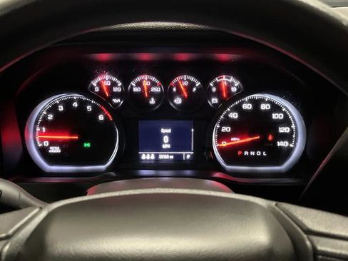 Used 2024 Chevrolet Silverado 2500 Custom w/ Custom Value Package image 15