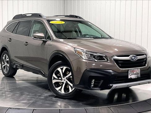 Used 2021 Subaru Outback Limited w/ Popular Package #2 image 3
