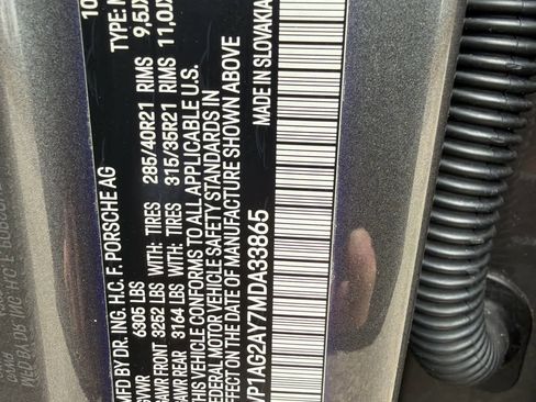 Certified 2021 Porsche Cayenne GTS AWD/4WD image 31