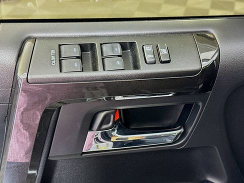 Certified 2024 Toyota 4Runner TRD Off-Road Premium w/ Off Road Premium Plus Package AWD/4WD image 18