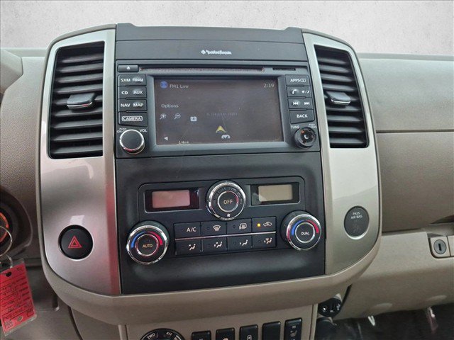 Used 2018 Nissan Frontier SL AWD/4WD image 15