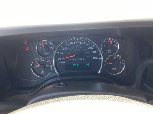 New 2026 Chevrolet Express 2500 w/ Driver Convenience Package RWD image 27