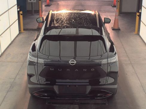 Used 2025 Nissan Murano SV AWD/4WD image 3
