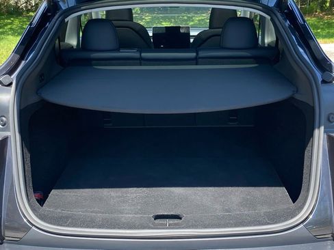 Used 2026 Tesla Model Y Long Range image 14