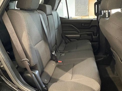 Used 2025 Toyota 4Runner SR5 AWD/4WD image 22