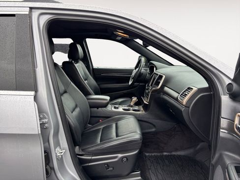 Used 2016 Jeep Grand Cherokee Limited image 10