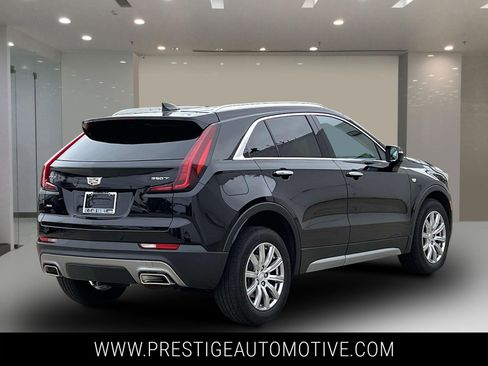 Used 2023 Cadillac XT4 Premium Luxury w/ Cold Weather Package image 6