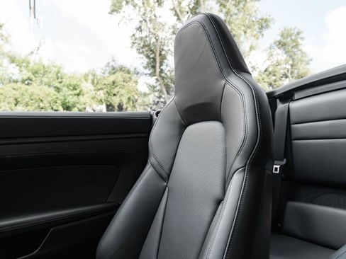 Used 2024 Porsche 911 Carrera GTS RWD image 8