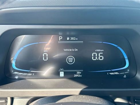 Certified 2025 Hyundai Elantra Sport image 15