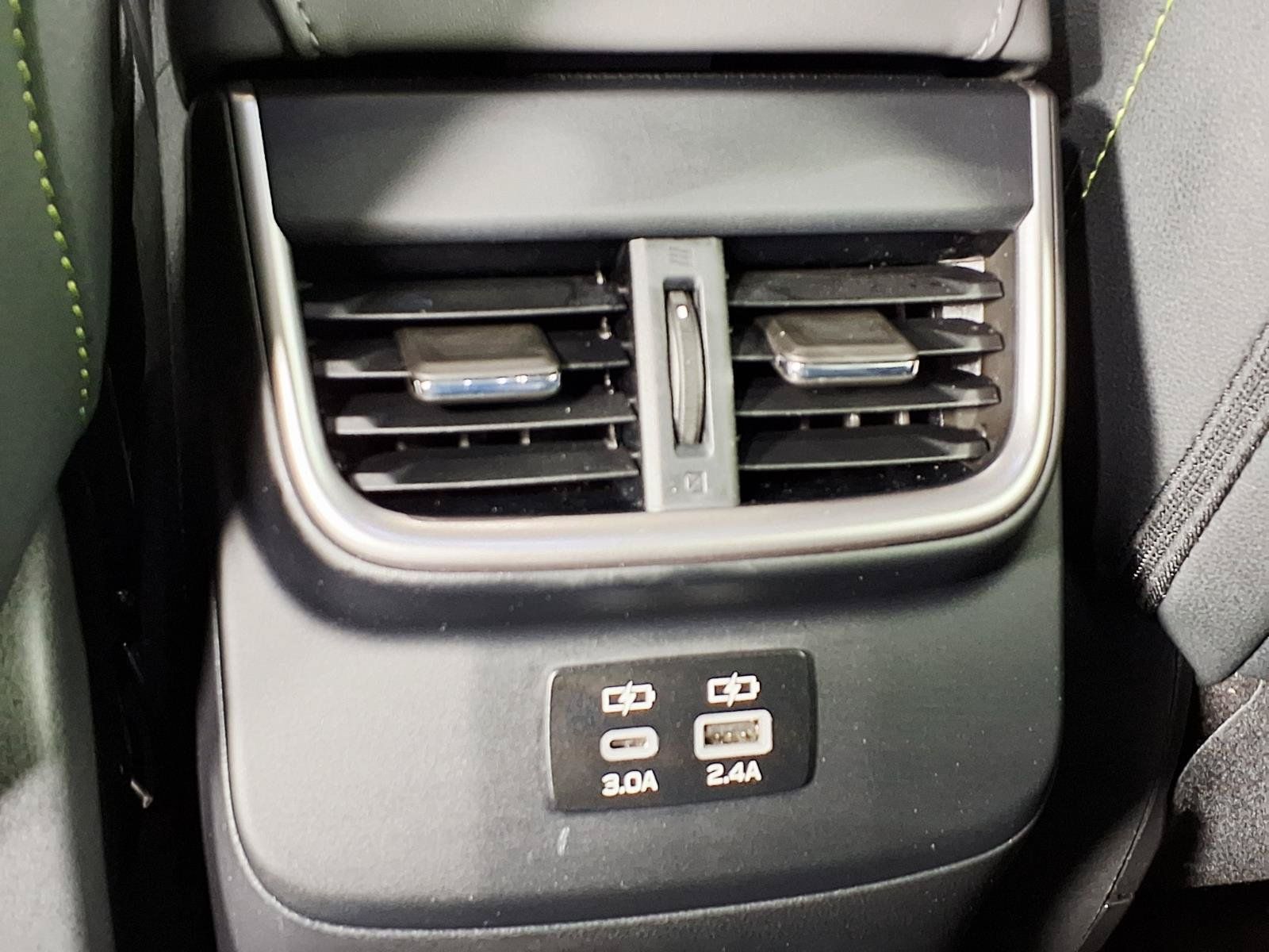 Used 2024 Subaru Outback Onyx Edition AWD/4WD image 11