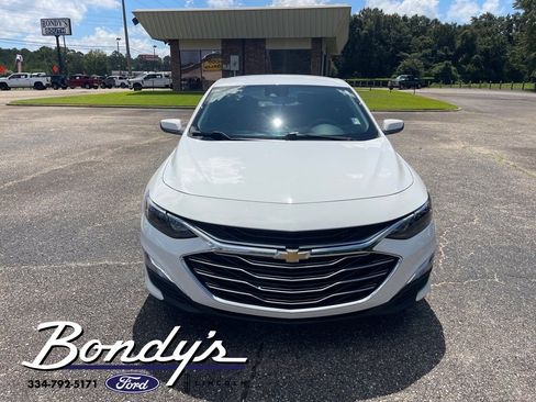 Used 2023 Chevrolet Malibu LS w/ Driver Confidence Package image 3