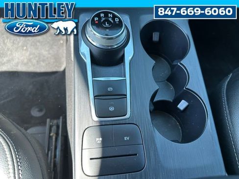 Used 2022 Ford Escape SEL w/ Class II Trailer Tow Package image 20