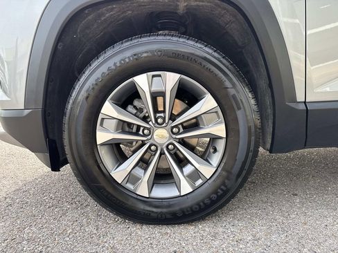 Certified 2025 Chevrolet Equinox LT image 5