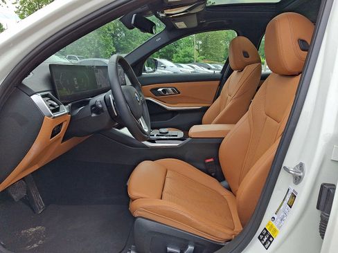 Certified 2023 BMW 330i xDrive Sedan AWD/4WD image 13