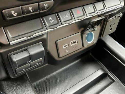 Used 2021 GMC Sierra 1500 AT4 image 17