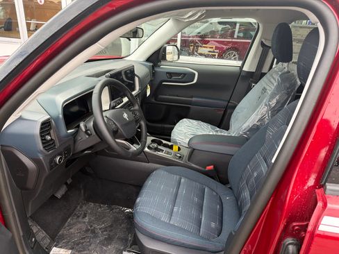 New 2025 Ford Bronco Sport Heritage w/ Convenience Package image 7